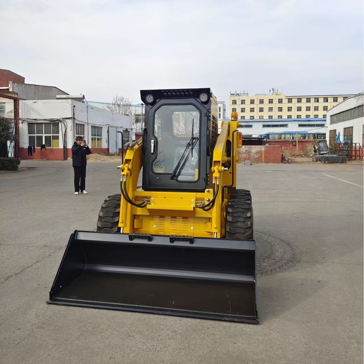 Small Skid Steer Construction  - Wheel Loader のレビューと価格